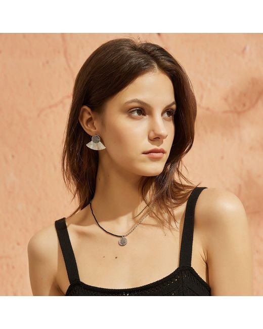 Aurozia Metallic Three Charms Venus Bound/ Plated The Endless Love Knot Fan-Shaped Mother-Of-Pearl Earrings