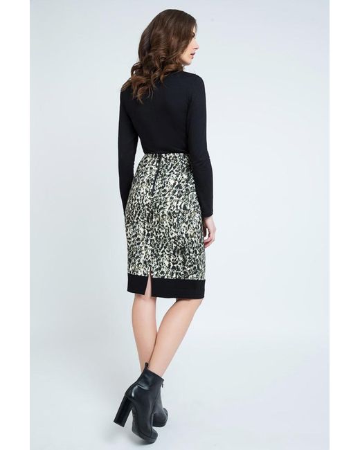 Conquista Black Animal Print Skirt