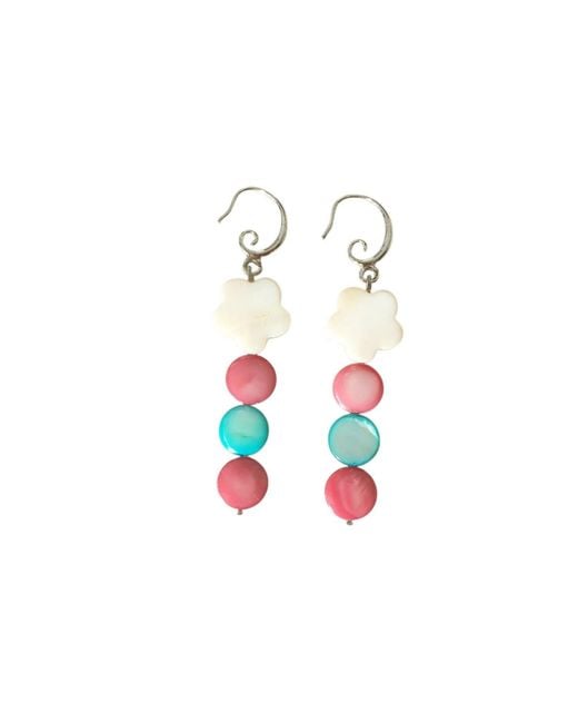 Way to Chic White Natural Shell Disc Earrings