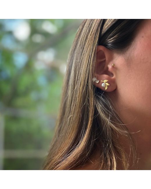 Ebru Jewelry Metallic Cleopatra Pearl Floral Earrings