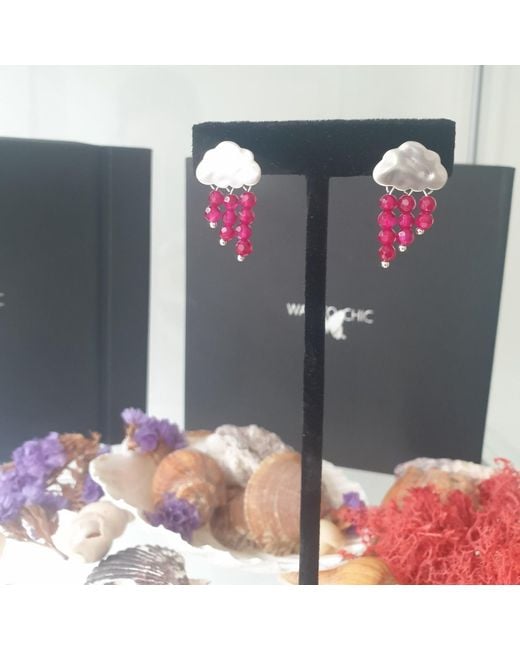 Way to Chic Red Cloud Stud Earrings With Agate Beads