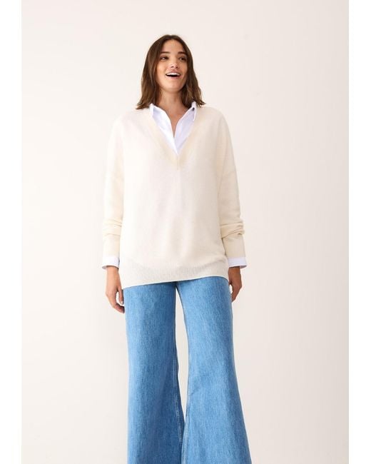 Loop Cashmere White Relaxed Lofty V Neck Sweater