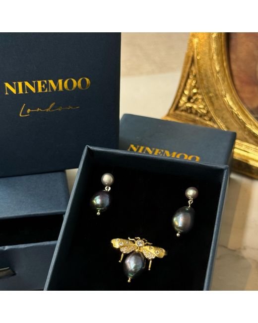 Ninemoo Blue Pearl Honeybee Pendant And Brooch