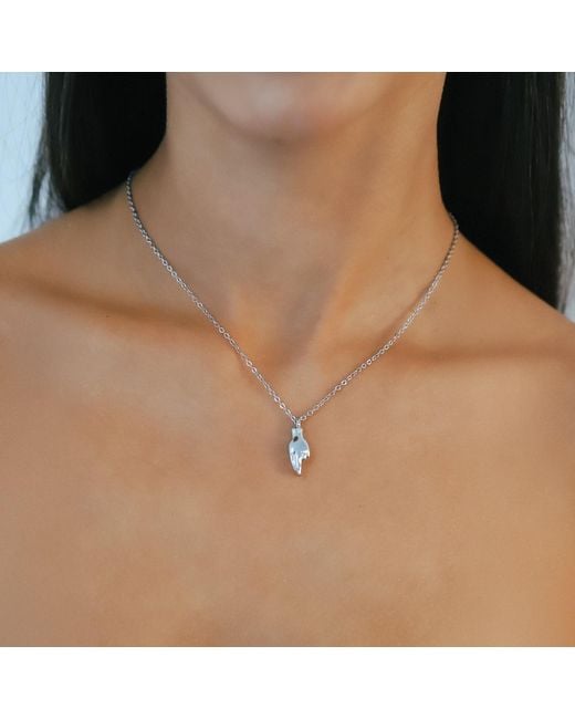 Luna Charles Metallic Billie Fingers Crossed Necklace