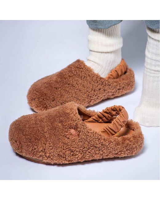 MYYAZ Brown Teddy Clog