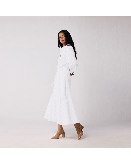 REISTOR White Embroidered Flowy Maxi Tiered Dress