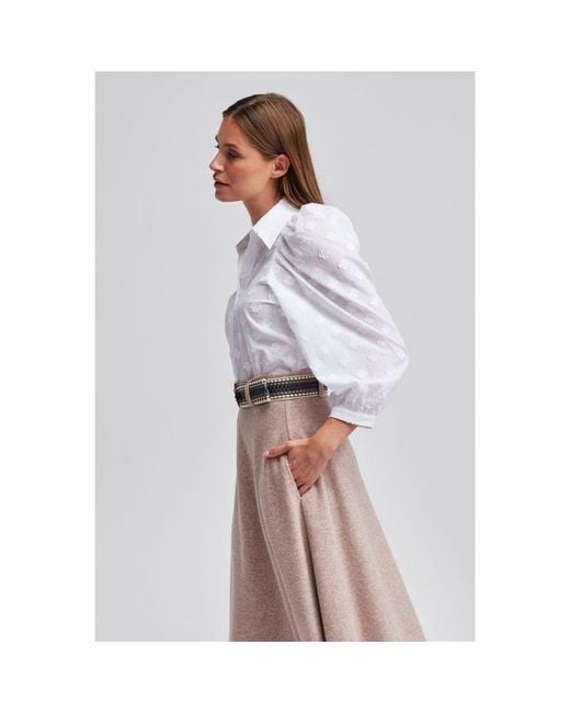 Marianna Déri White Blouse With Woven Flowers