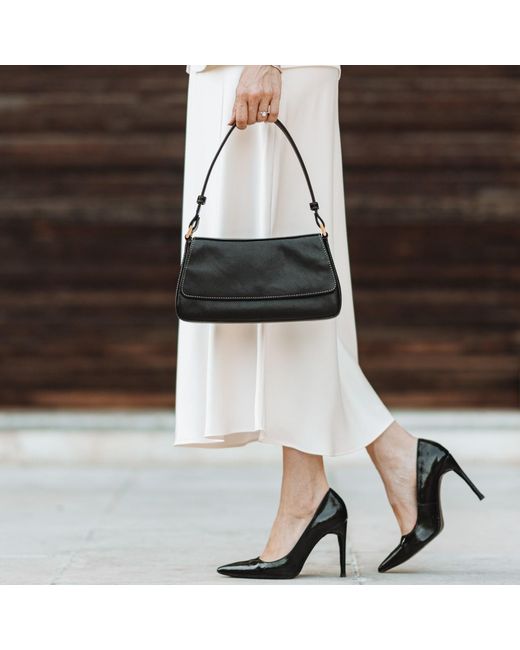 Time Resistance Black Leather Baguette Handbag For