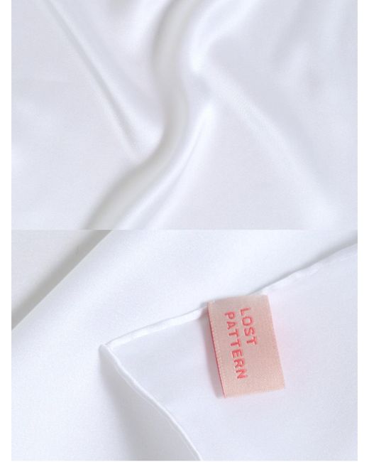 Lost Pattern White Dapper Fold Silk Pocket Square for men