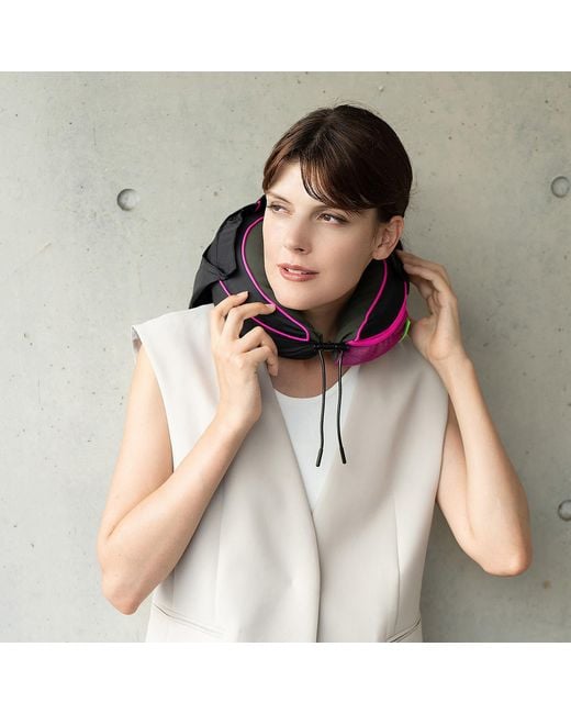 Kapture Black Room Travel Pillow Set