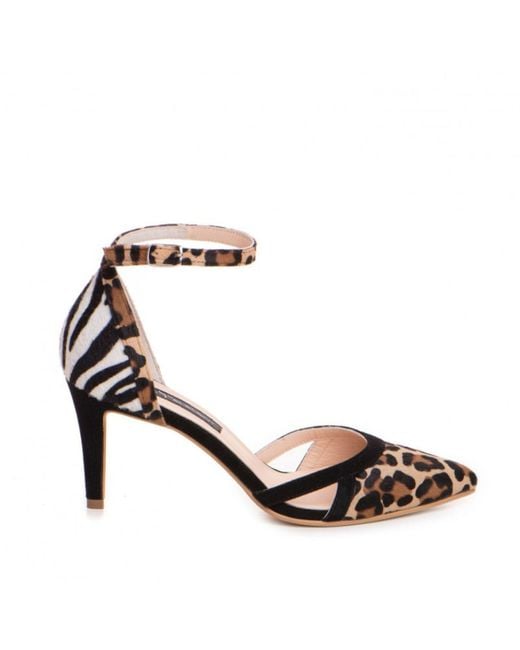 The 5Th Element Metallic Neutrals Cassandra Leather Pumps