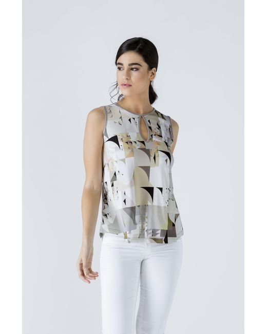 Conquista Natural Taupe Keyhole Detail Print Top