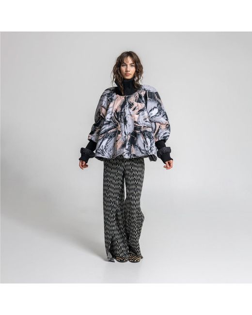 ARTISTA Black Queeny Peach Puffy Printed Jacket