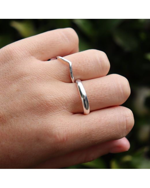 FV Jewellery White Bijoux Thin Point Ring