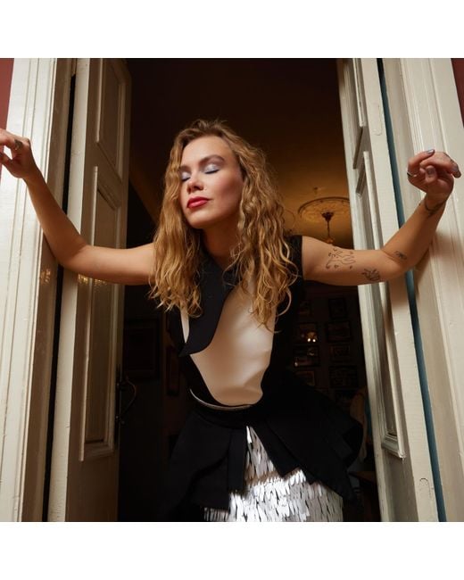 Julia Allert Sculpted Peplum Belt in Black | Lyst UK display picture 3