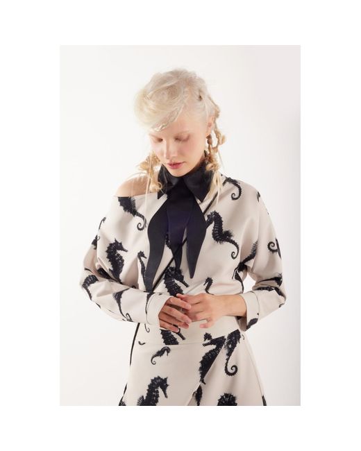 Julia Allert Black Fashion Neckpiece
