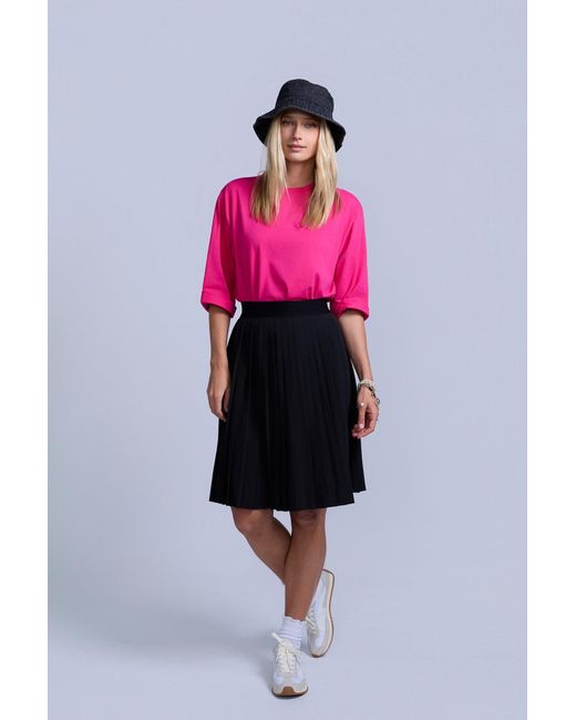 Rave on Trend Black Pleated Skirt Summer New Classic