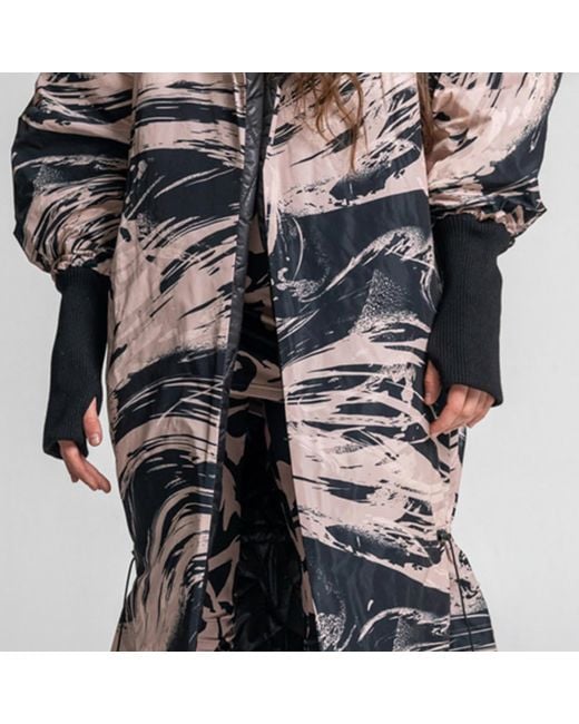 ARTISTA Multicolor Amber Printed Maxi Coat With Onix Belt