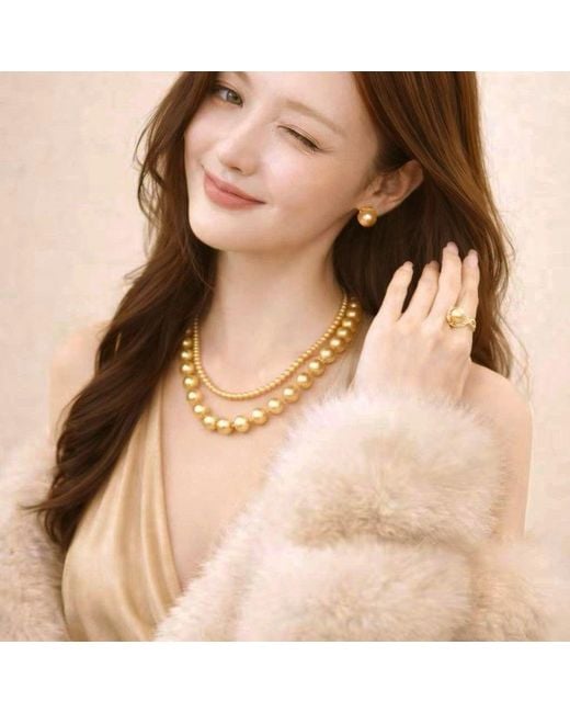 Ninemoo Metallic Soleil Golden Pearl Earrings