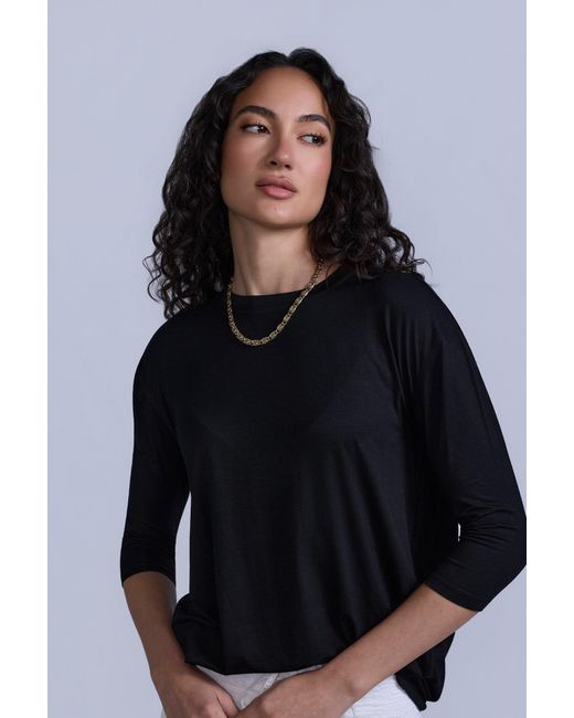 Rave on Trend Black Everyday Tee