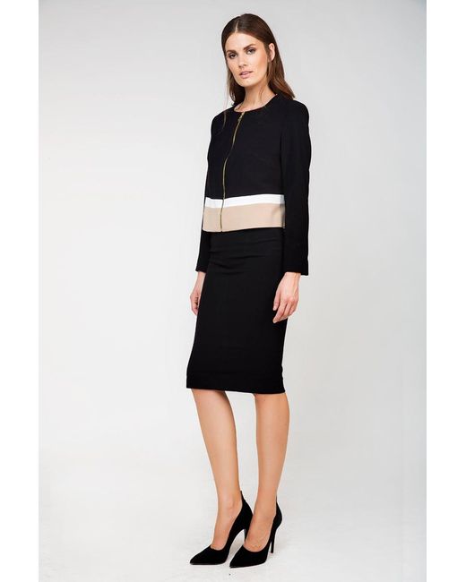 Conquista Black High-Waisted Skirt
