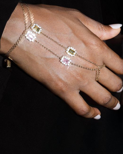 Studio Baloge Metallic Carré Hand Chain