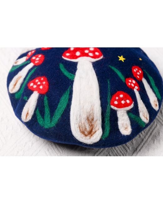 Heartfelt Layers Blue Midnight Mushroom Beret