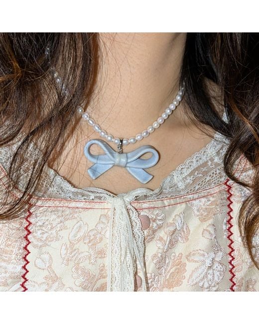 H2 Studio Blue Bowtie Maniac Medium Ribbon Bowtie Round Freshwater Pearl Necklaces Rock
