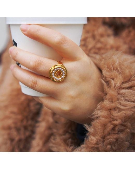 Aurozia Metallic Pearls Of Fortune Coin Plated Pearl Ring