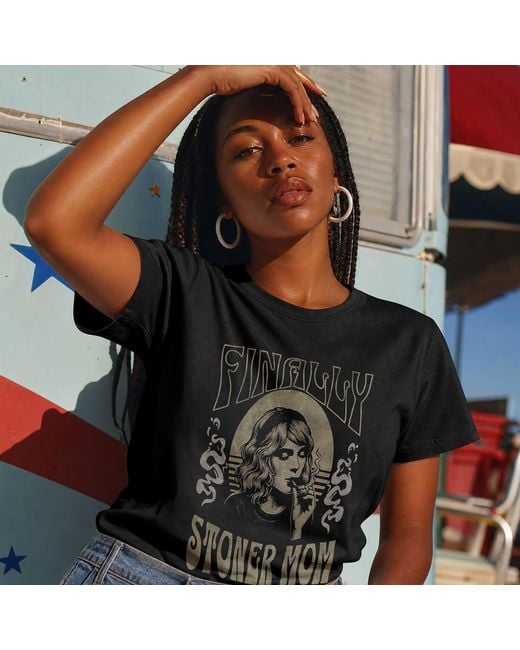 Gold & Honey Black For The Moms T-Shirt