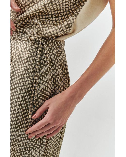 Exquise Natural Dalia Midi Elasticized Skirt