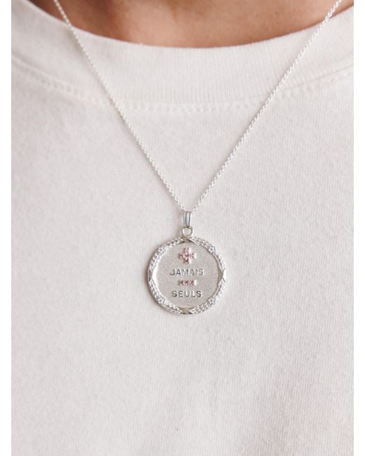 Déclarer Metallic Jamais Seuls Pendant