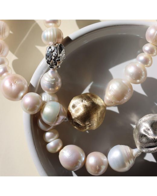 Larsuu Metallic Pearl Necklace