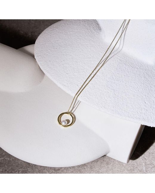 Pearls of the Orient Online Metallic Credo Circle Pendant With Cultured Freshwater Pearl