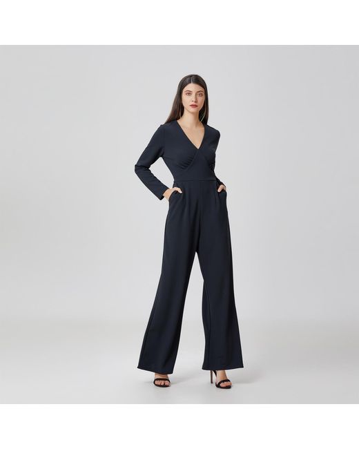 Smart and Joy Black V-Cleavage Jumpsuit
