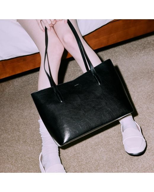 MARHEN.J Black Manhattan V-Cut Shoulder Bag