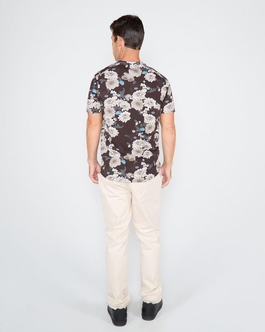 Lords of Harlech Black Maze Serious Floral V-Neck Tee for men