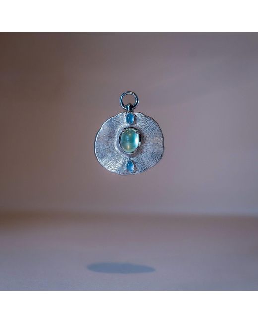 Onia Metallic Amla Stone Charm