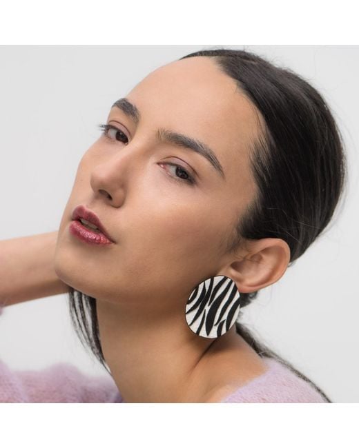 WAIWAI Black Zebra Pattern Leather Earrings