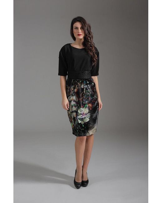 Conquista Black Wide Dress