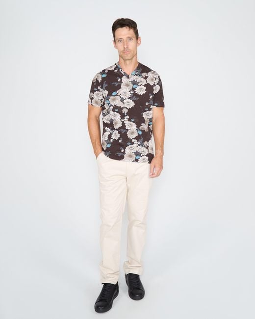 Lords of Harlech Black Maze Serious Floral V-Neck Tee for men