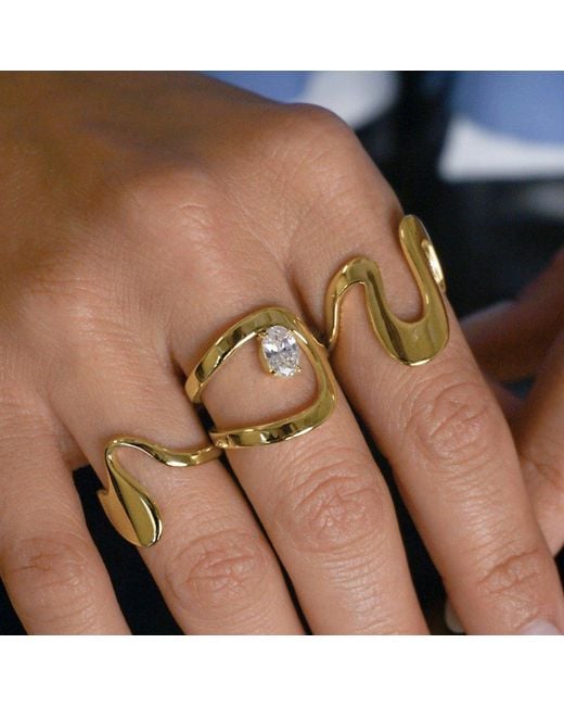 Mickey's Girl Metallic Eccentric Wave Ring