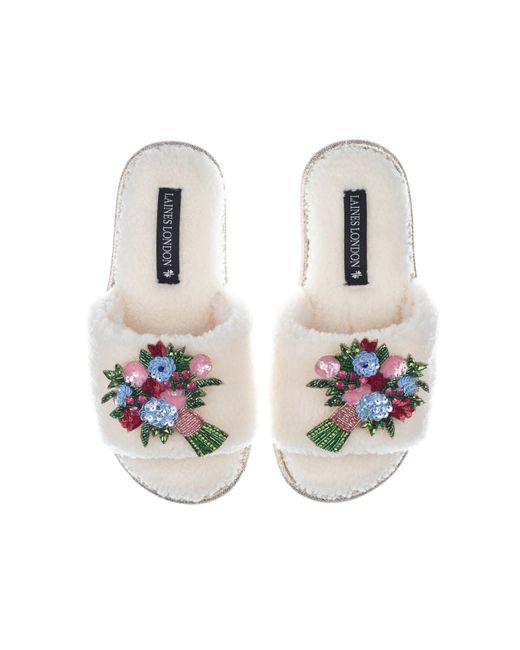 Laines London White Teddy Toweling Slipper Sliders With Double Flower Bouquet Brooches