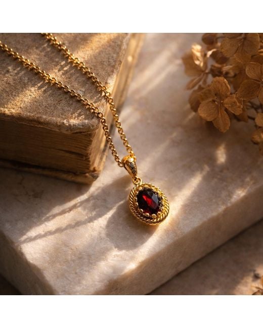 Vintouch Italy Metallic Luccichio Garnet Pendant Necklace