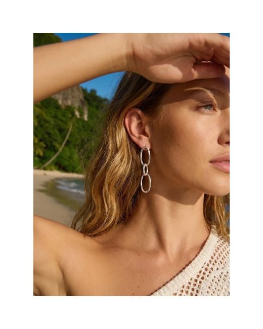 By Virgo White Magnific Earrings