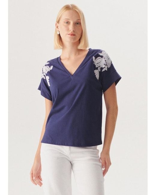 Exquise Blue Regular Sleek Embellished Haven T-Shirt