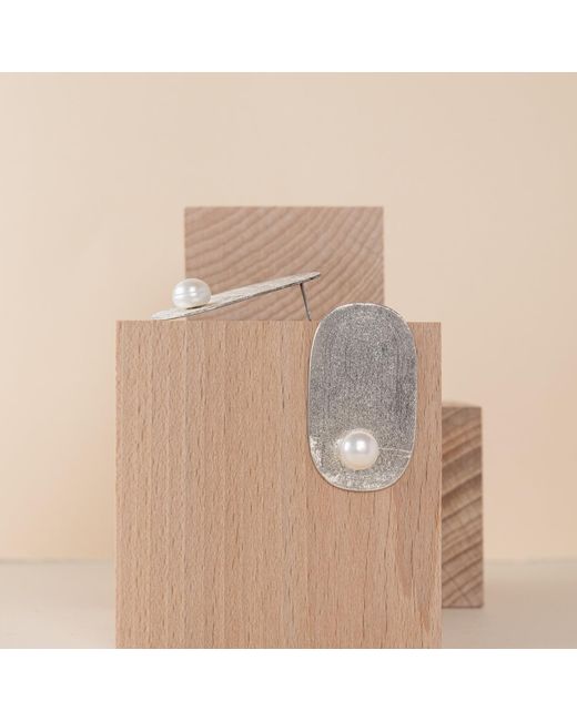 Silver Moon Gray Pearl Sterling Earrings – Lunar Echo