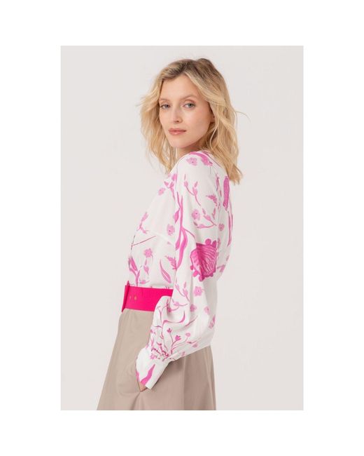 Marianna Déri Pink Blouse With Watercolor Floral Print