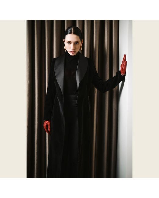 Roqaia Fashion House Black Velvet Noble