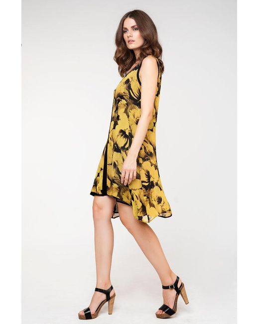 Conquista Yellow Sleeveless Double Layer Dress